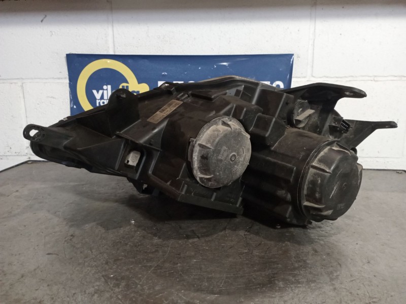 Recambio de faro derecho para citroen c8 2.0 hdi fap referencia OEM IAM   