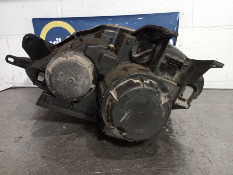 Recambio de faro derecho para citroen c8 2.0 hdi fap referencia OEM IAM   