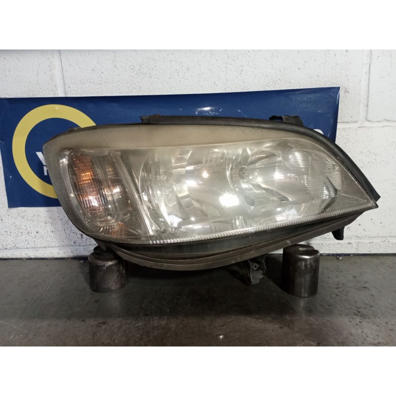 Recambio de faro derecho para opel zafira a 2.0 dti | 0.99 - ... 2.0 dti | 0.99 - ... referencia OEM IAM   