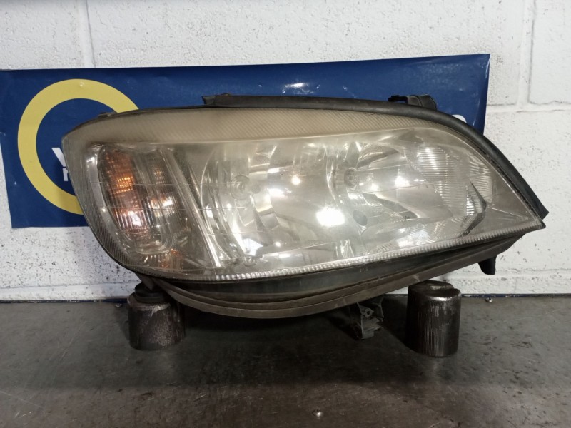 Recambio de faro derecho para opel zafira a 2.0 dti | 0.99 - ... 2.0 dti | 0.99 - ... referencia OEM IAM   