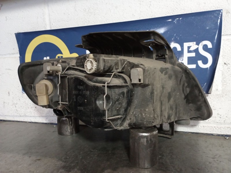 Recambio de faro izquierdo para seat ibiza (6k1) 1.9 tdi referencia OEM IAM   