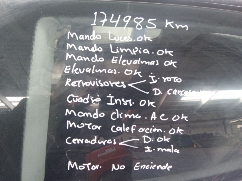 volkswagen golf v berlina (1k1) del año 2021