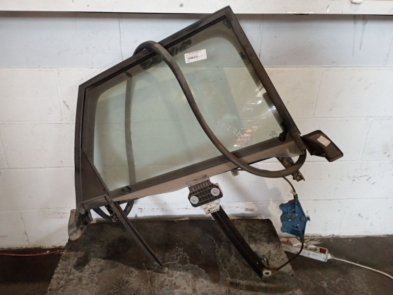 Recambio de elevalunas trasero derecho para audi a4 avant (8e) 2.0 tdi referencia OEM IAM   