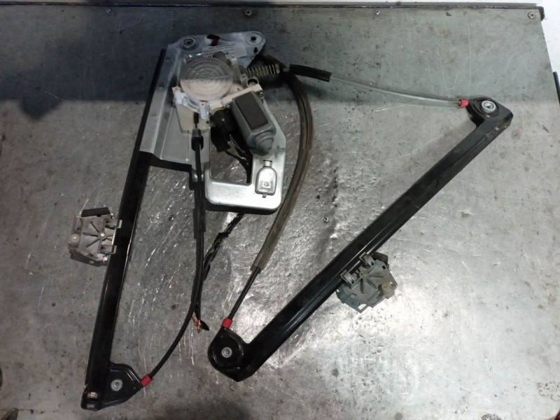 Recambio de elevalunas delantero izquierdo para bmw serie 5 berlina (e39) 2.0 520d referencia OEM IAM   