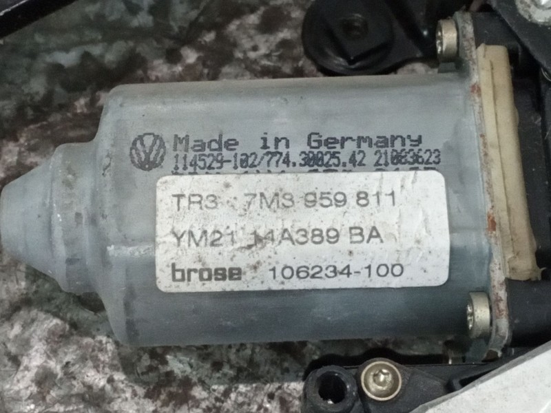 Recambio de elevalunas trasero izquierdo para seat alhambra (7v8) 1.9 tdi referencia OEM IAM 7M3959811 106234100 YM2114A389BA