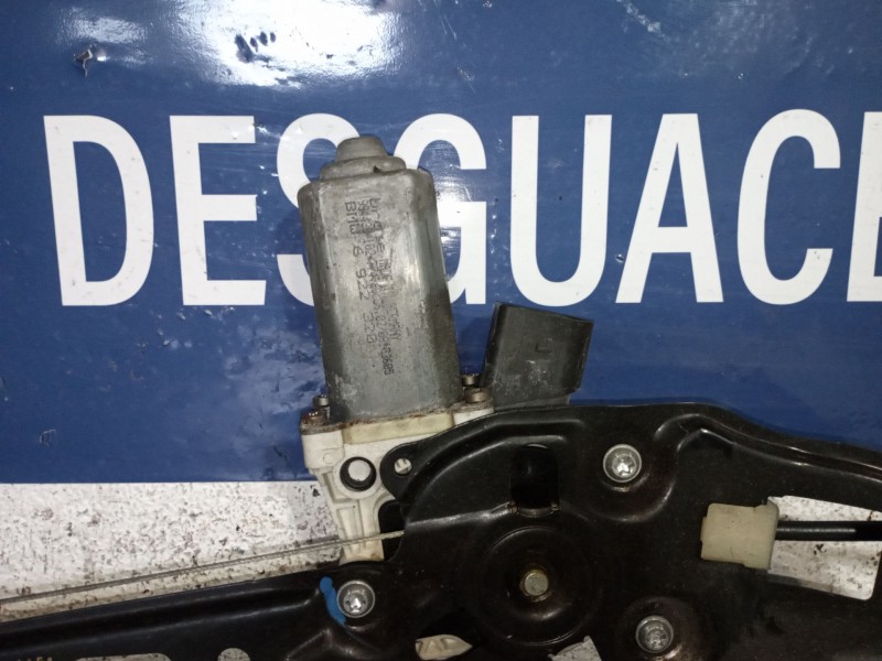 Recambio de elevalunas trasero derecho para bmw serie 5 berlina (e60) 530d referencia OEM IAM   