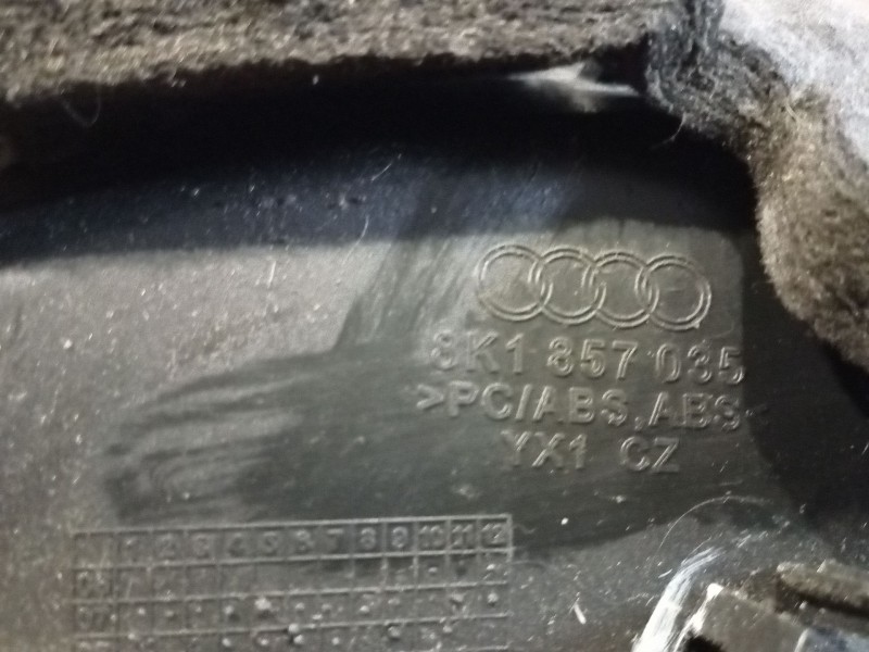 Recambio de guantera para audi a5 2.0 tfsi 211 referencia OEM IAM 8K1857035  