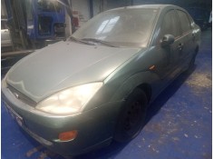 ford focus berlina (cak) del año 2000 2