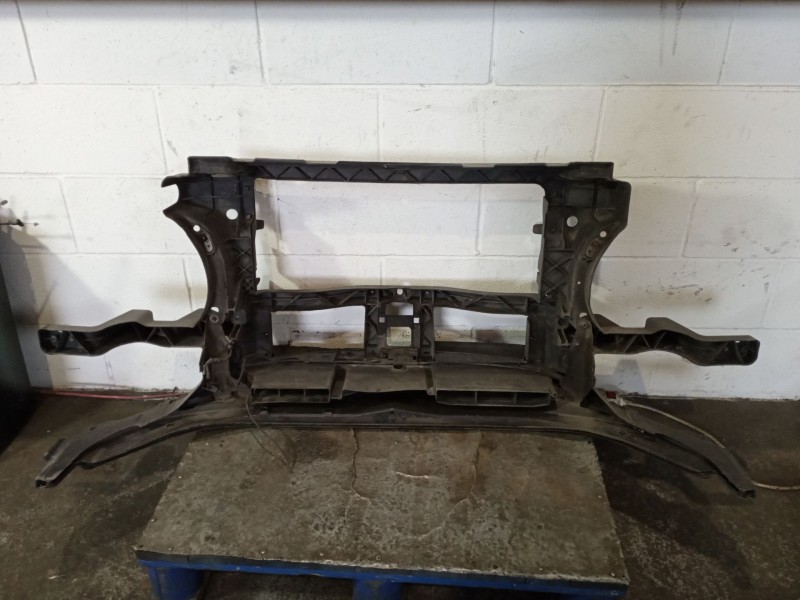 Recambio de panel frontal para audi a5 2.0 tfsi 211 referencia OEM IAM   