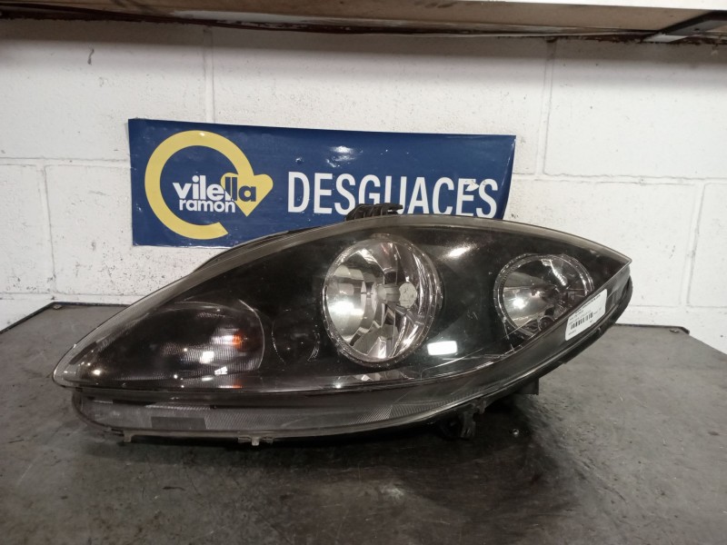 Recambio de faro izquierdo para seat leon (1p1) reference referencia OEM IAM   
