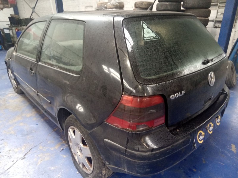 volkswagen golf iv berlina (1j1) del año 2000