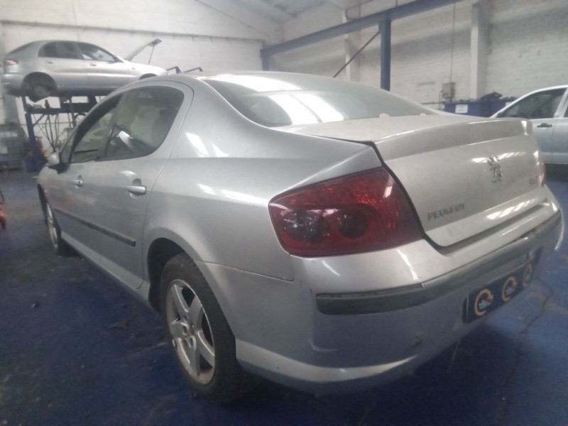 peugeot 407 del año 2004