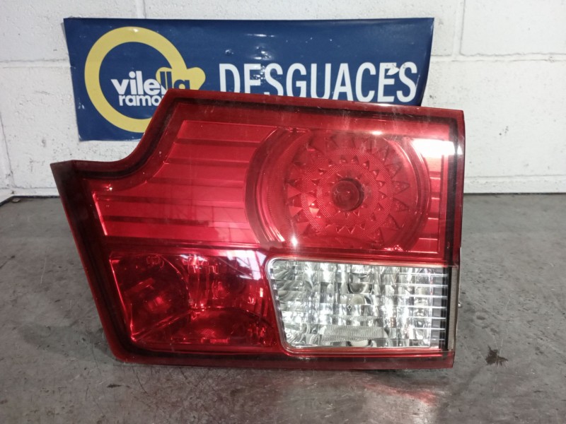 Recambio de piloto porton derecho para ssangyong kyron 2.7 turbodiesel cat (euro 4) referencia OEM IAM   