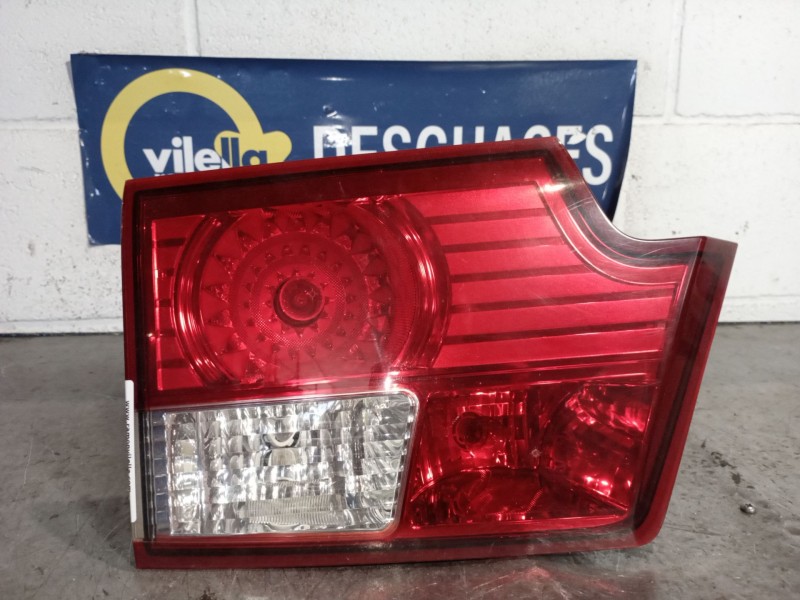 Recambio de piloto porton izquierdo para ssangyong kyron 2.7 turbodiesel cat (euro 4) referencia OEM IAM   