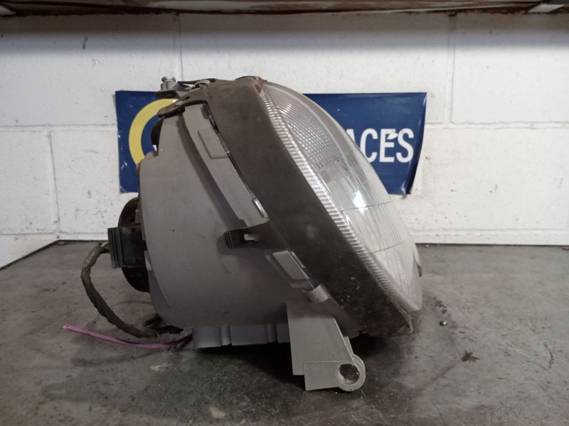 Recambio de faro derecho para mercedes-benz clase e berlina (bm 210) e 270 cdi referencia OEM IAM   