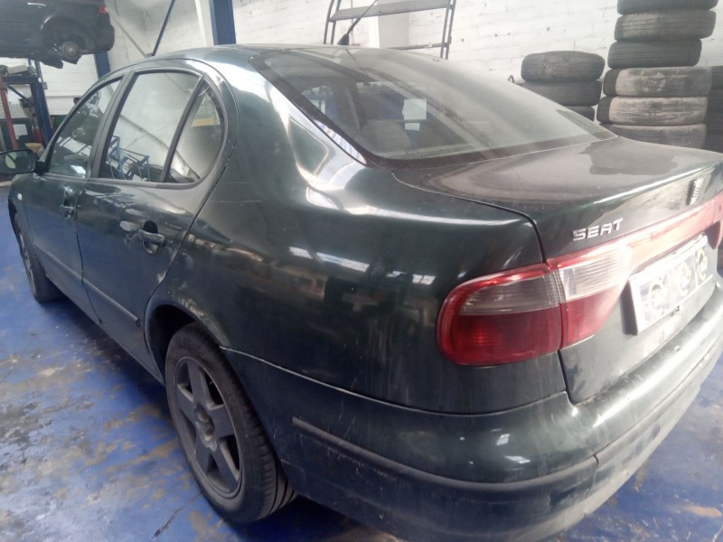 seat toledo (1m2) del año 2000