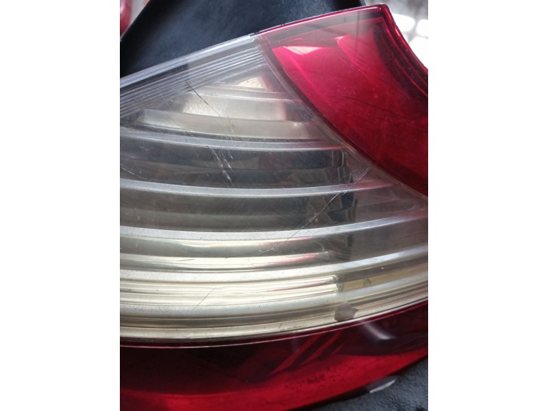 Recambio de piloto trasero derecho para renault megane iii berlina 5 p referencia OEM IAM   