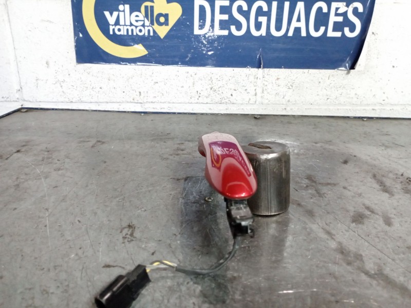 Recambio de maneta exterior delantera derecha para renault kadjar  | 0.15 - ...  | 0.15 - ... referencia OEM IAM   