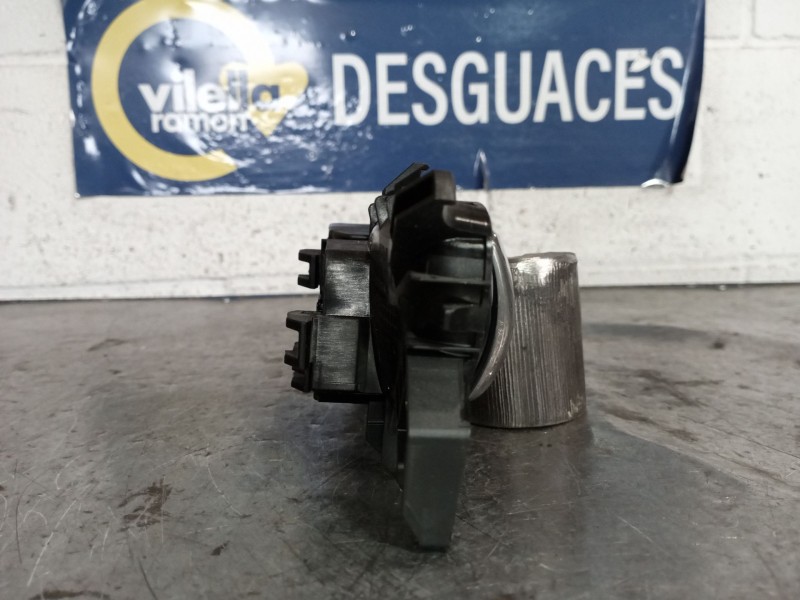 Recambio de maneta interior trasera derecha para renault kadjar  | 0.15 - ...  | 0.15 - ... referencia OEM IAM   