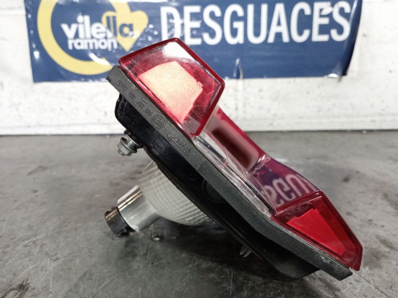 Recambio de piloto porton izquierdo para renault kadjar  | 0.15 - ...  | 0.15 - ... referencia OEM IAM 265550151R  