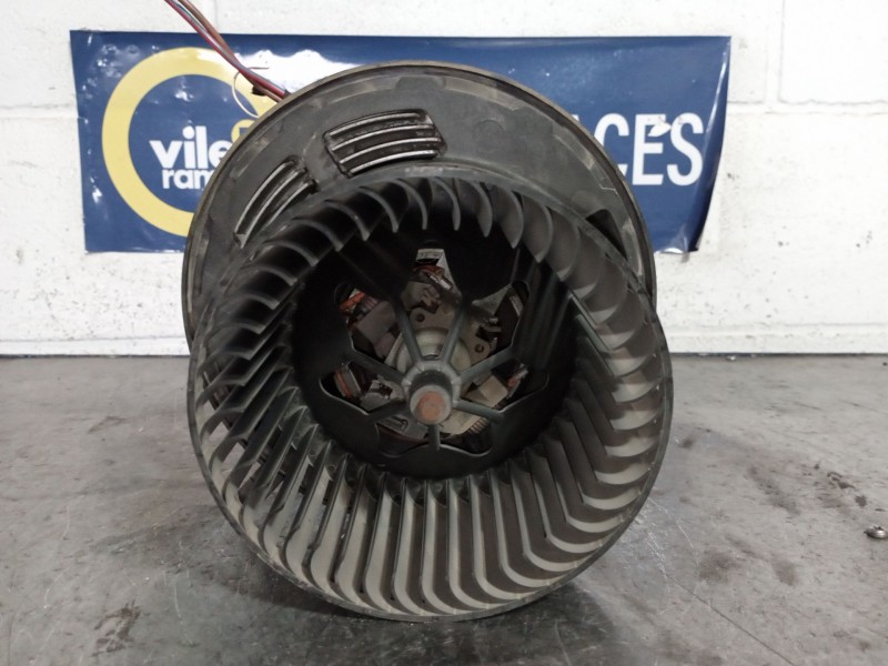 Recambio de motor calefaccion para bmw serie 1 berlina (e81/e87) 120d referencia OEM IAM   