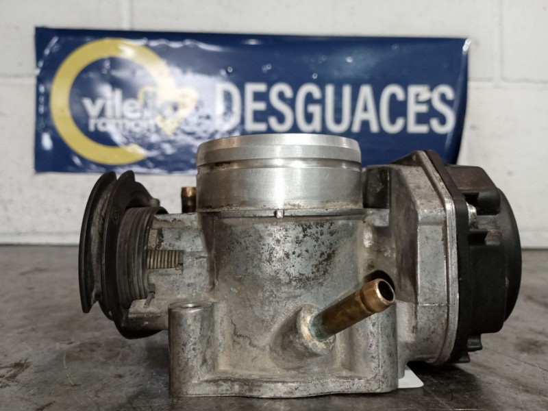 Recambio de caja mariposa para volkswagen golf iv variant (1j5) 1.6 referencia OEM IAM 06A133064J  