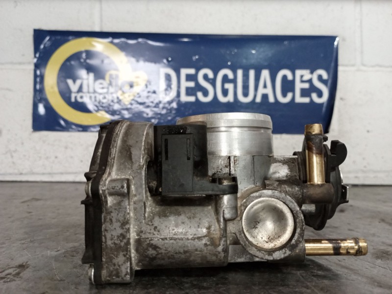 Recambio de caja mariposa para volkswagen golf iv variant (1j5) 1.6 referencia OEM IAM 06A133064J  