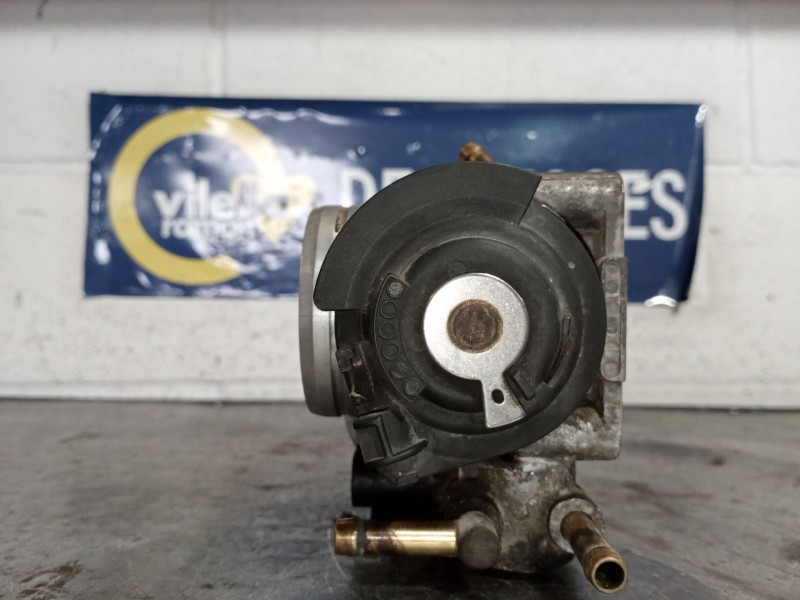 Recambio de caja mariposa para volkswagen golf iv variant (1j5) 1.6 referencia OEM IAM 06A133064J  