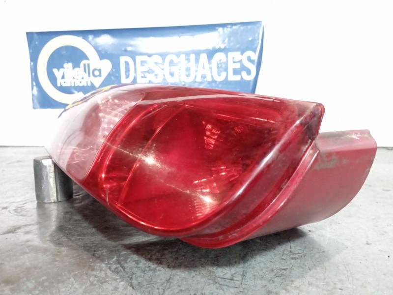 Recambio de piloto trasero derecho para citroen c8 2.0 hdi fap referencia OEM IAM   