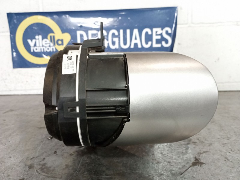 Recambio de cuadro instrumentos para hyundai ix35 referencia OEM IAM 940032Y310 11001623101U 