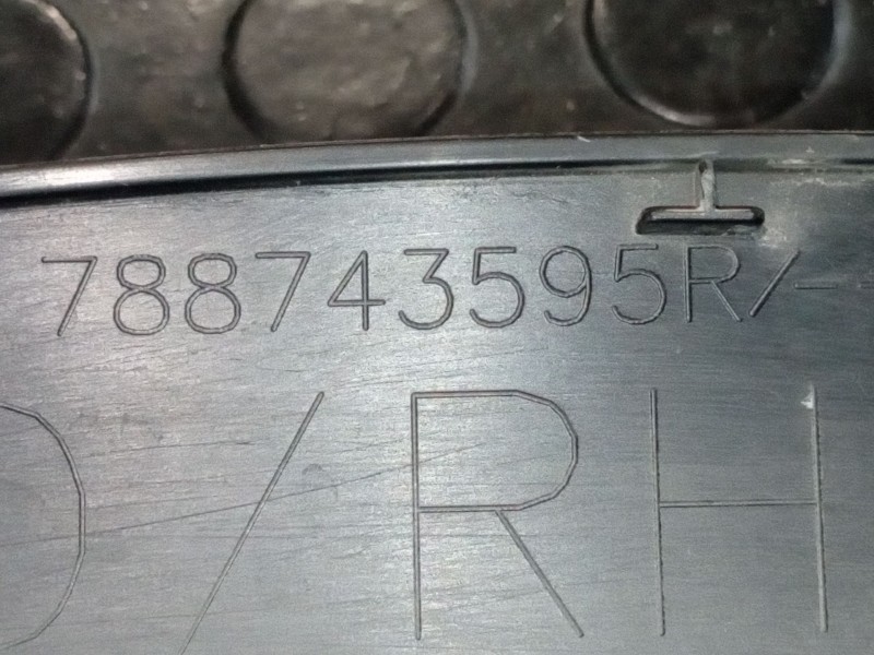 Recambio de aletin trasero derecho para renault kadjar  | 0.15 - ...  | 0.15 - ... referencia OEM IAM   