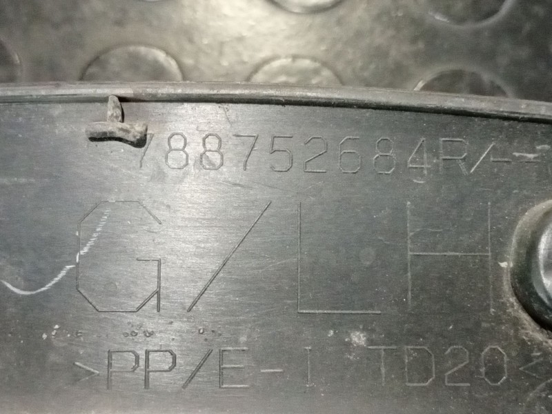 Recambio de aletin trasero izquierdo para renault kadjar  | 0.15 - ...  | 0.15 - ... referencia OEM IAM   