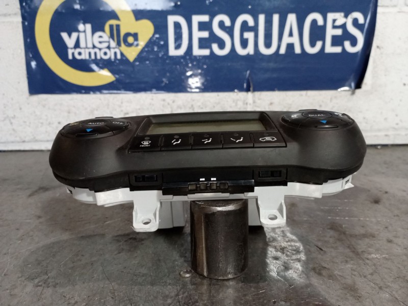 Recambio de mando climatizador para hyundai ix35 referencia OEM IAM 972052Y301 C30N 