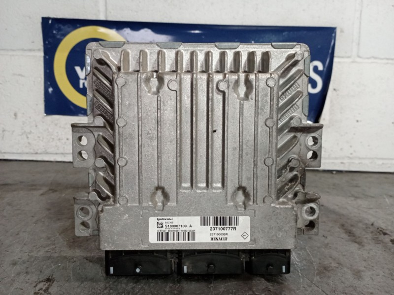 Recambio de centralita motor uce para renault fluence  | ...  | ... referencia OEM IAM 237100777R S180067109A SID305