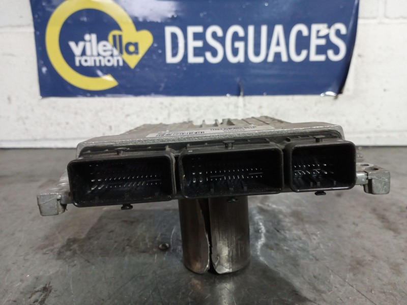 Recambio de centralita motor uce para renault fluence  | ...  | ... referencia OEM IAM 237100777R S180067109A SID305