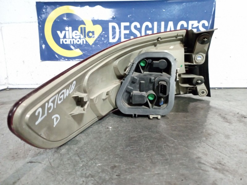 Recambio de piloto trasero derecho para renault fluence  | ...  | ... referencia OEM IAM   