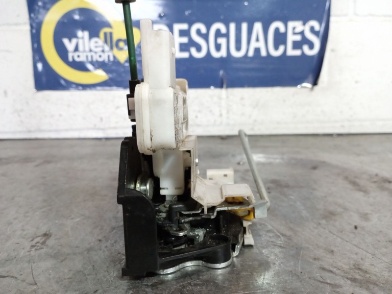 Recambio de cerradura puerta delantera izquierda para kia rio  | 0.11 - ...  | 0.11 - ... referencia OEM IAM   