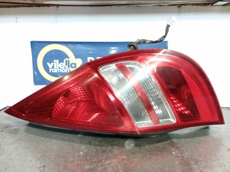 Recambio de piloto trasero derecho para hyundai i30 2.0 cat | 0.07 - 0.12 2.0 cat | 0.07 - 0.12 referencia OEM IAM   