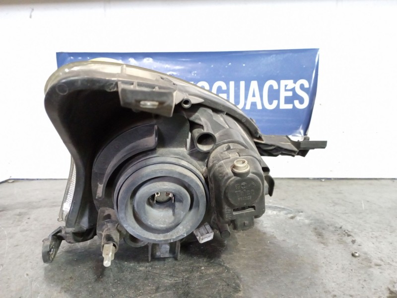 Recambio de faro izquierdo para toyota aygo (kgb/wnb)  | 0.05 - ...  | 0.05 - ... referencia OEM IAM   