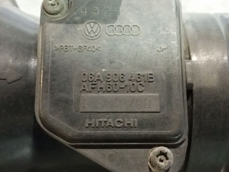 Recambio de caudalimetro para audi a3 (8l) 1.6 ambiente referencia OEM IAM 06A906461B AFH6010C 