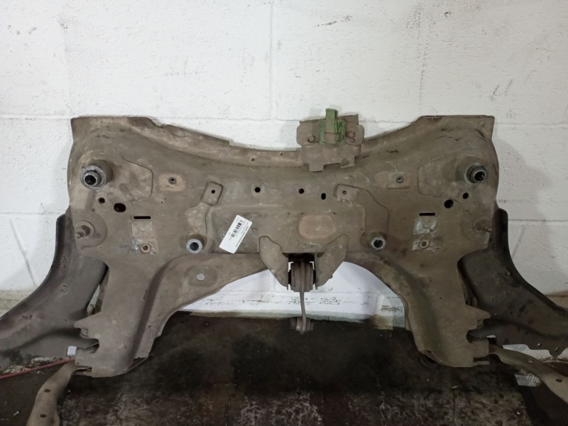 Recambio de puente delantero para renault captur adventure referencia OEM IAM   