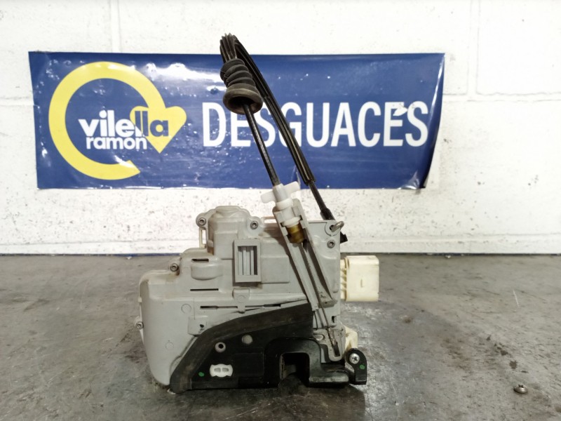 Recambio de cerradura puerta delantera izquierda para volkswagen passat berlina (3c2) 2.0 tdi referencia OEM IAM   