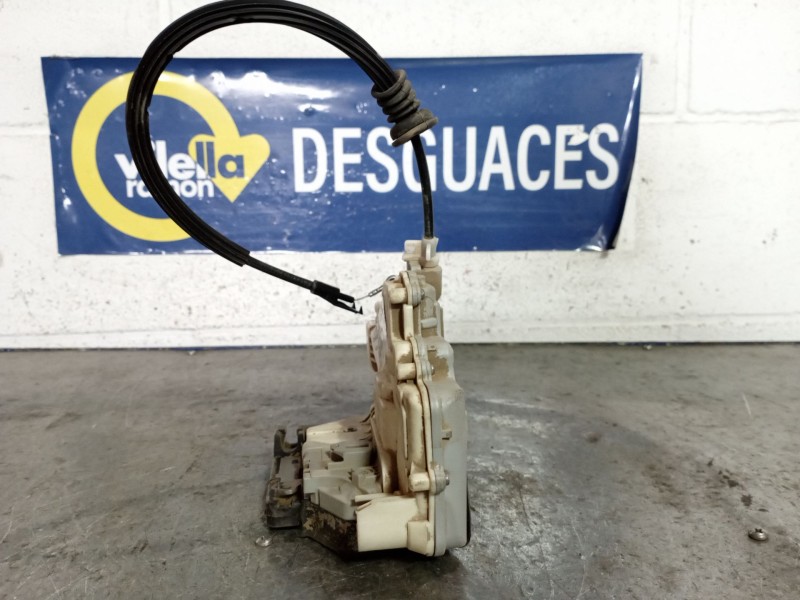 Recambio de cerradura puerta delantera izquierda para volkswagen passat berlina (3c2) 2.0 tdi referencia OEM IAM   