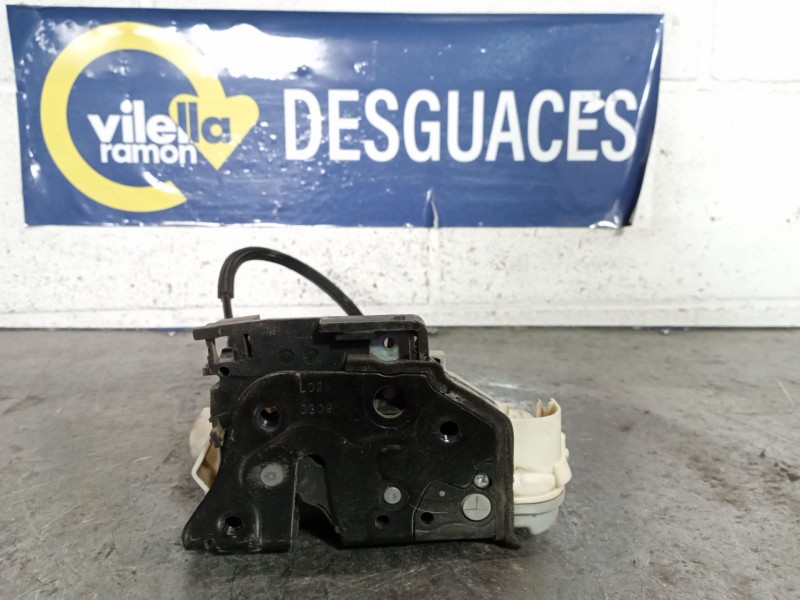 Recambio de cerradura puerta delantera izquierda para volkswagen passat berlina (3c2) 2.0 tdi referencia OEM IAM   