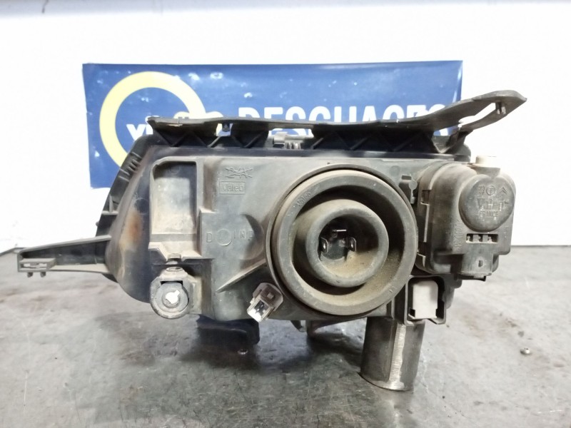 Recambio de faro derecho para citroen saxo 1.6 vts referencia OEM IAM   