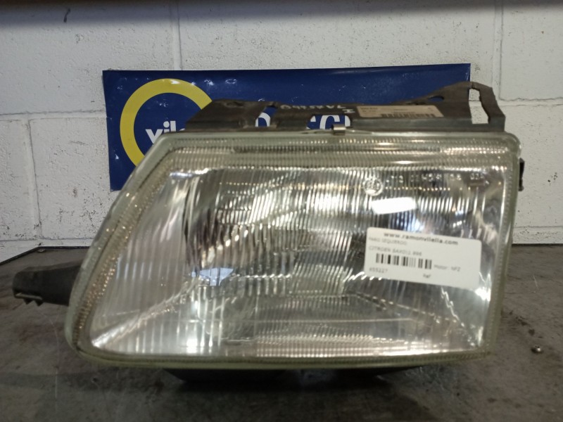 Recambio de faro izquierdo para citroen saxo 1.6 vts referencia OEM IAM 88205260 085847 