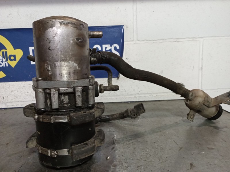 Recambio de bomba direccion para citroen saxo 1.6 vts referencia OEM IAM   