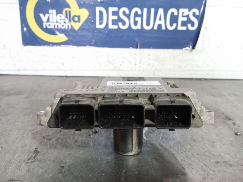 Recambio de centralita motor uce para citroen c4 sedan collection referencia OEM IAM 0281013332 9664257580 EDC16C34