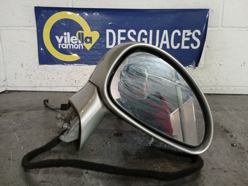 Recambio de retrovisor derecho para citroen c4 sedan collection referencia OEM IAM ELECTRIC  