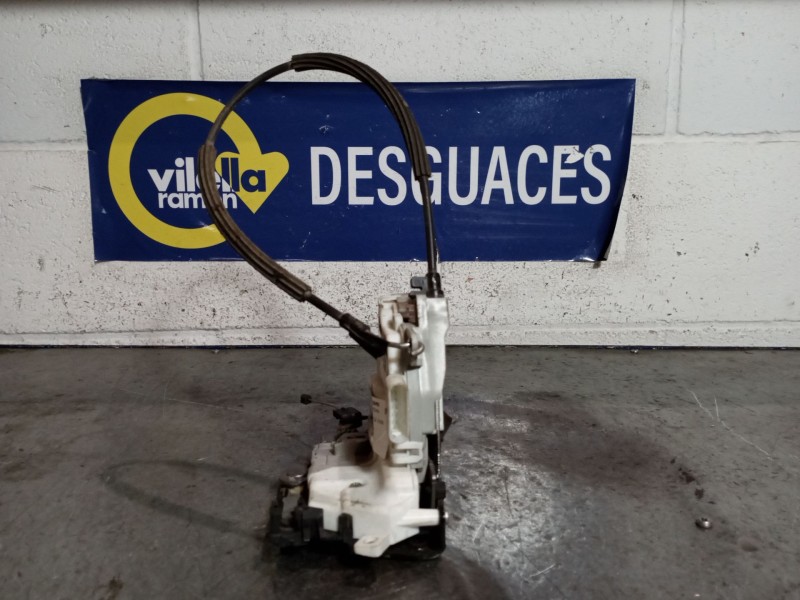 Recambio de cerradura puerta trasera derecha para seat altea xl 2.0 tdi 140 style referencia OEM IAM   